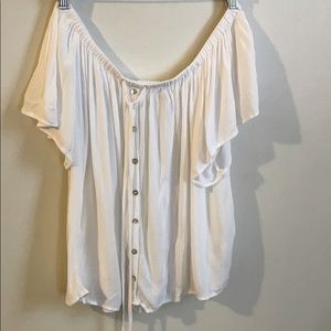 White of the shoulder top